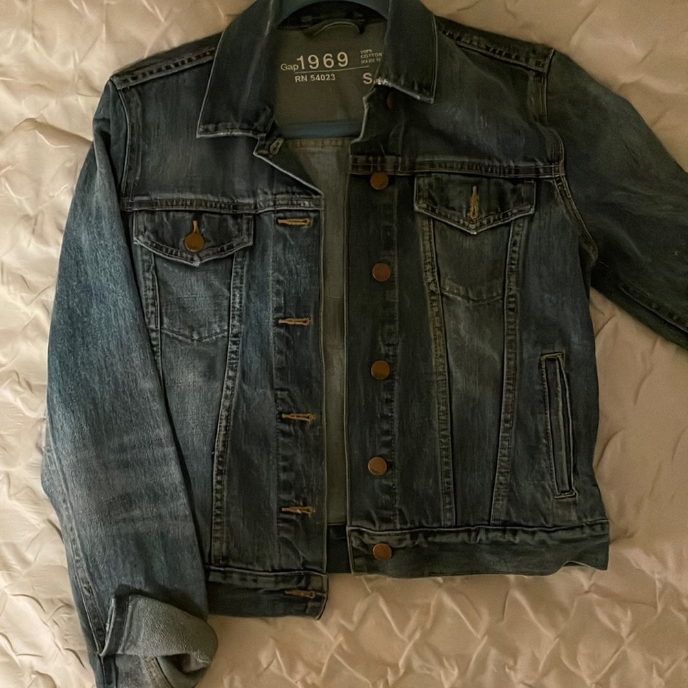 Gap Jean Jacket size S